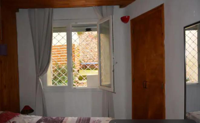 Padern Gite Rue Tranquille מראה חיצוני תמונה